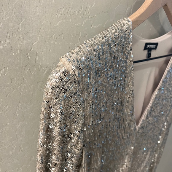 Express sequin thong bodysuit - Picture 7 of 8